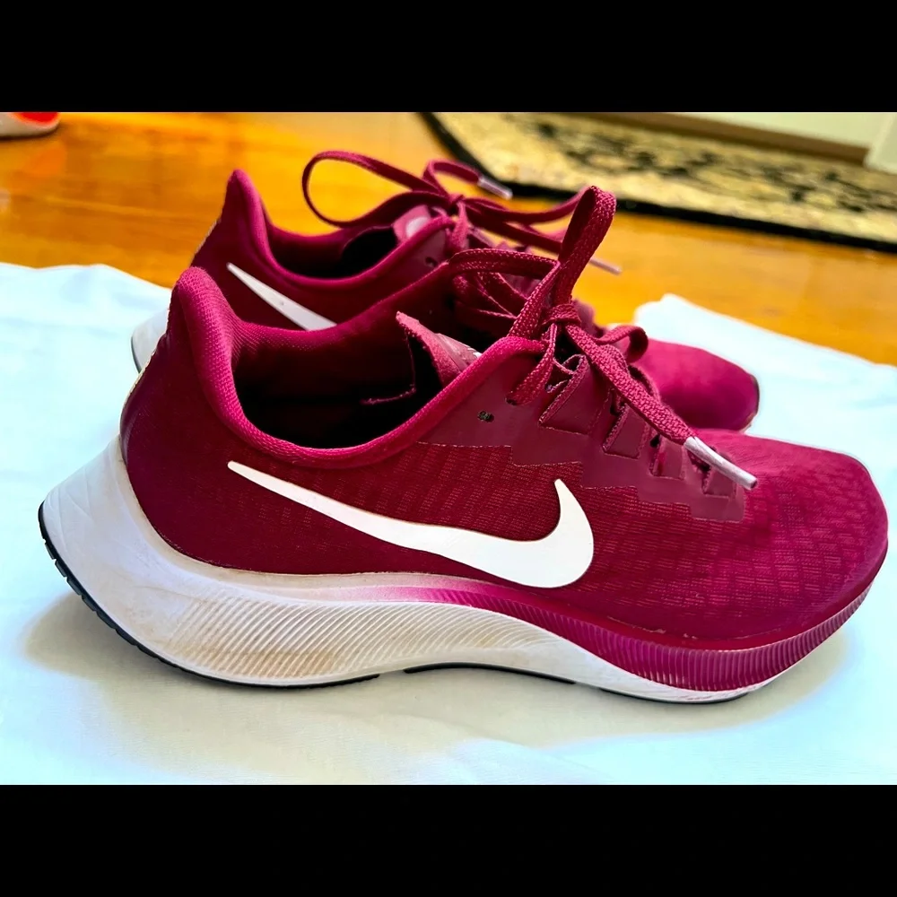 Nike Pegasus 37 women’s size 8 maroon - Picture 1 of 5